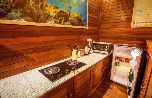 Mushroom Bay Bed & Breakfast | Sunset Garden Nusa Lembongan