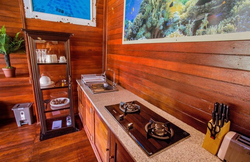 Mushroom Bay Bed & Breakfast | Sunset Garden Nusa Lembongan