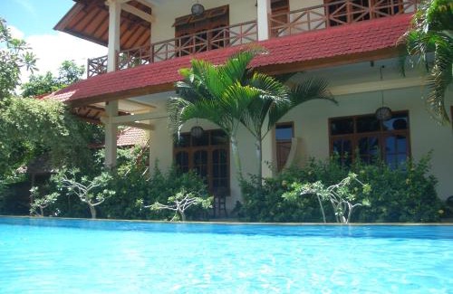 Lovina House | Villa Jaya
