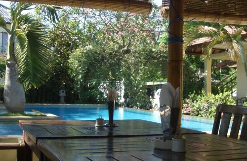 Lovina House | Villa Jaya