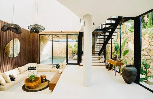 Drupadi Villa | Villa KHAYA Seminyak Stylish 2-Bedroom Villa Just 900m from the Beach