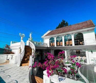Kedisan Villa | 100 m² Villa ∙ 5 bedrooms ∙ 3 guests