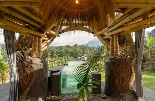 Sidemen Resort | 120 m² Resort ∙ 2 bedrooms ∙ 4 guests