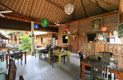 Amed House | 150 m² Bungalow ∙ 2 bedrooms ∙ 127 guests