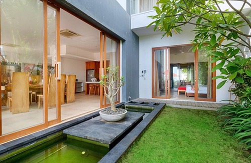 Keramas Villa | 1500 m² Villa ∙ 5 bedrooms ∙ 10 guests