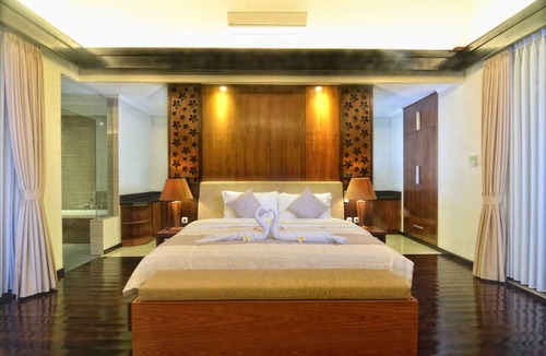Gianyar Villa | 198 m² Villa ∙ 2 bedrooms ∙ 4 guests
