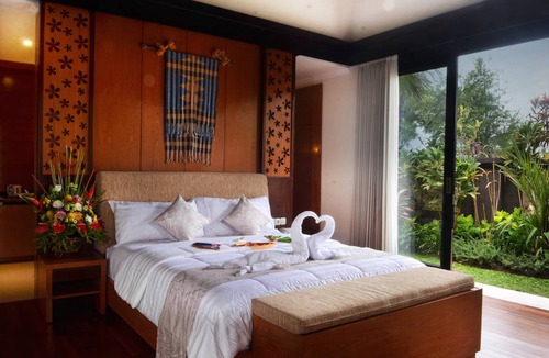 Gianyar Villa | 198 m² Villa ∙ 2 bedrooms ∙ 4 guests