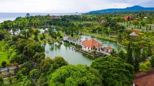 Jasri Bed & Breakfast | 200 m² Bed and breakfast ∙ 3 guests