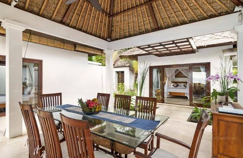 Candi Dasa Villa | 300 m² Villa ∙ 3 bedrooms ∙ 8 guests