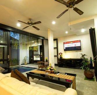 Legian City-Centre Villa | 300 m² Villa ∙ 3 bedrooms ∙ 8 guests