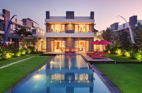 Keramas House | 350 m² House ∙ 5 bedrooms ∙ 10 guests