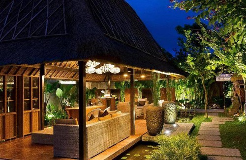 Batubelig Resort | 350 m² Resort ∙ 4 bedrooms ∙ 127 guests