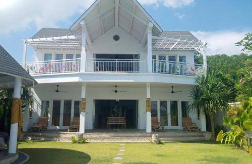 Ceningan Island Resort | 350 m² Resort ∙ 6 bedrooms ∙ 12 guests