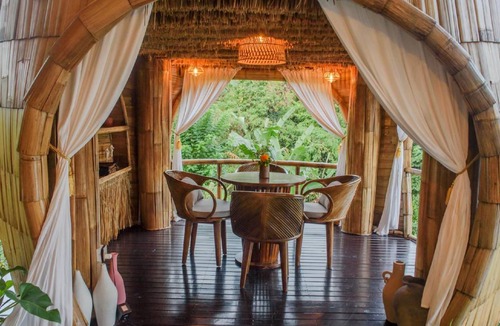 Selat Villa | 350 m² Villa ∙ 2 bedrooms ∙ 4 guests