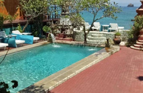 Candi Dasa House | 60 m² Bungalow ∙ 3 bedrooms ∙ 8 guests
