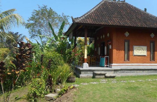 Sidemen House | 600 m² Bungalow ∙ 2 guests