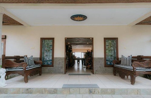 Suraberata Hotel | 700 m² Hotel ∙ 2 bedrooms ∙ 22 guests