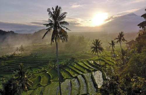Ababi Villa | A ROMANTIC GETAWAY VILLA WITH THE BEST VIEW OF BALI