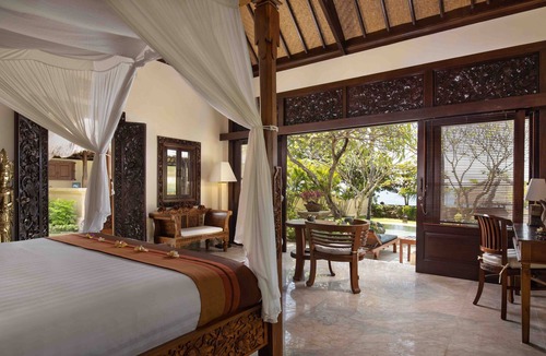 Sambirenteng Hotel | Alam Anda Ocean Front Resort & Spa