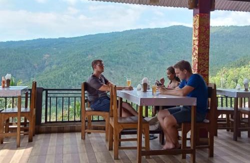 Munduk House | Aris Homestay and Warung Made