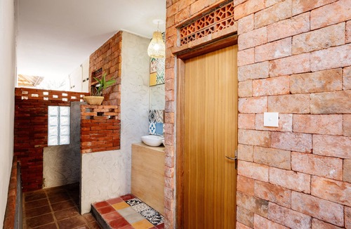 Tabanan House | BAKUNGAN diJero Homestay