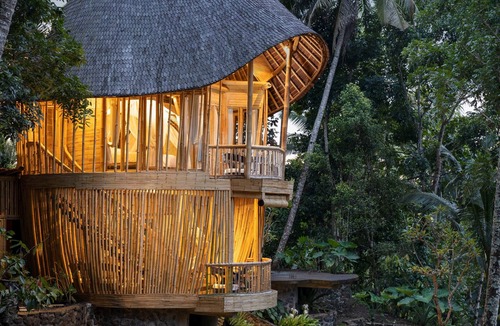 East Selemadeg Villa | Bamboo Getaway! Enchanting 1BR Private Pool Villa in Tabanan