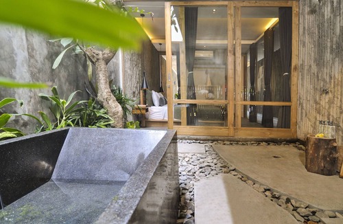 Tejakula Villa | Bamboo Private Pool and Bathub