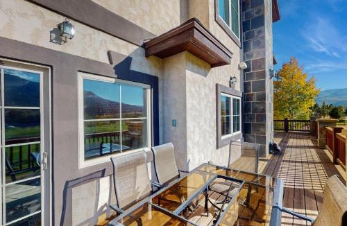 Gypsum House | Black Bear Lodge
