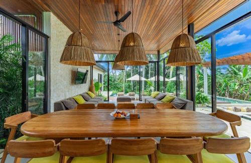 Pejeng Kawan Villa | Brand NEW 6BR Villa Amazing VIEWS
