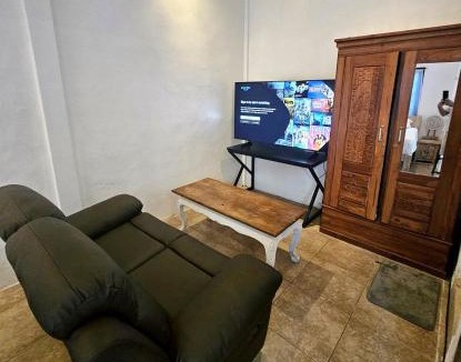 Batubelig Apartment | Comfort Beach Studio