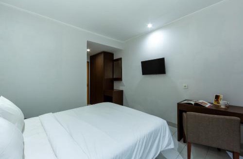 Sunset Road Apartment | Cove Matahari Guesthouse Sunset
