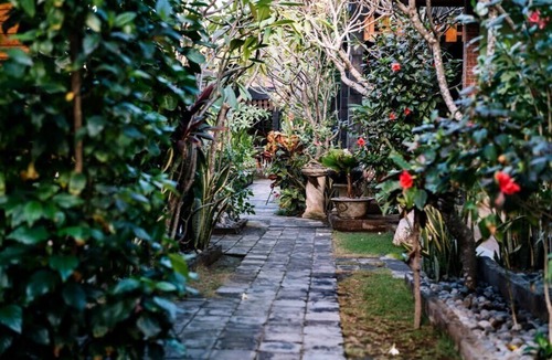 Jungut Batu House | D&B Bungalow Superior by WizZeLa