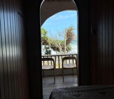 Mendoyo House | Dikaloha Surfschool and Stay