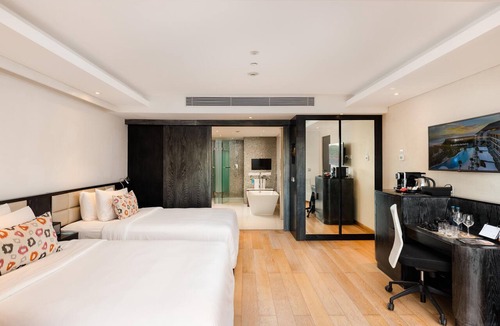 Seminyak Hotel | Double-Six Luxury Hotel