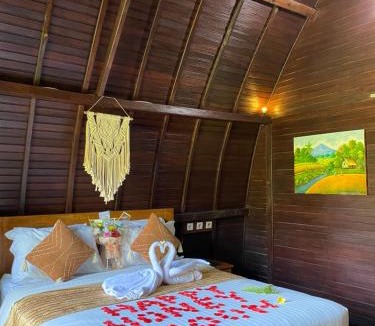 Toya Bungkah Bed & Breakfast | Enjung Segara