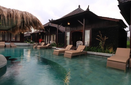 Kenderan Villa | Feel at Home while being away from Home