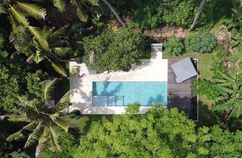 Jasri House | HIDDEN HEAVEN Rumah Barong
