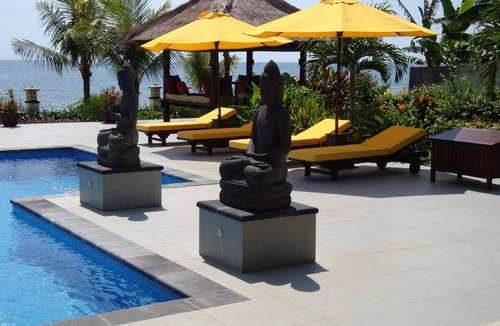 Banjartegehe House | Holiday house Desa Rangdu for 1 - 12 persons with 6 bedrooms - Holiday house
