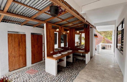 Candikuning Hostel | Hostel ∙ 1 guest