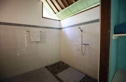 Purwakerti Cottage | Kirana Homestay - Breeze Bungalow