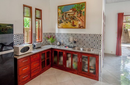Lovina Villa | Large private villa with nice swimming pool in tropical garden