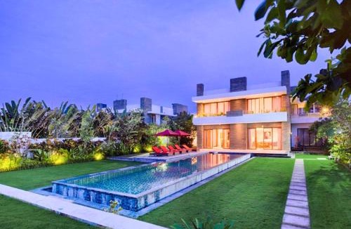 Keramas Villa | Laura 2 BR Beachfront Villa JU29