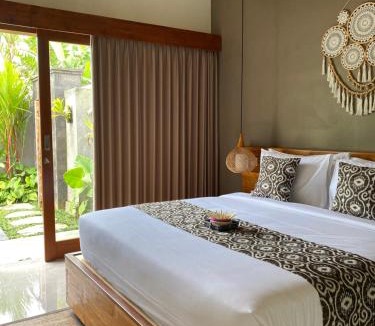Kutuh Kaja Villa | Livin House