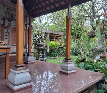 Peliatan House | Mandala Bungalows