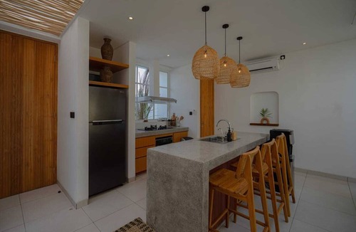 Tanjungbenoa Villa | Modern 3 bedrooms pool villa near the beach, shops, and restaurants
