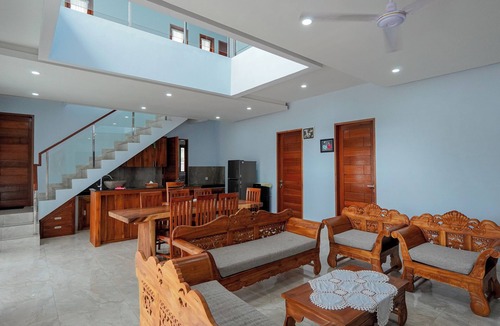 Banjarangkan House | Mona Bali Guest HousenExperience luxury in the heart of Bali’s serene