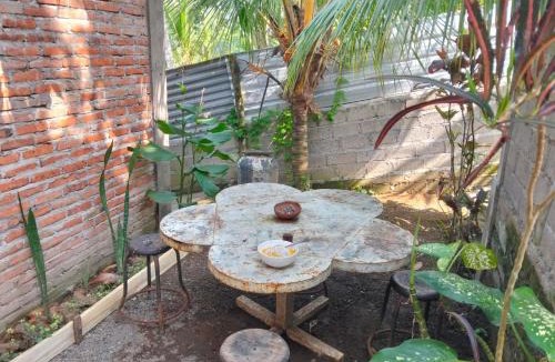 Selemadeg House | Nostalgia Camping Home