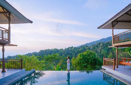 Munduk Hotel | Ocean & Mountain View Villa, Waterfalls, Munduk Eco-Luxe by Santrian