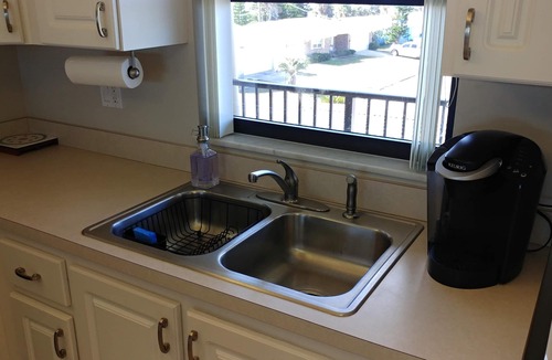 Breakers Condo | Oceanfront 2 bed/2 bath condo, top floor 3rd, fully equipped