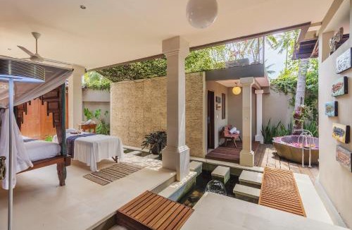 Candi Dasa Villa | Oceanfront Citakara Sari Villas